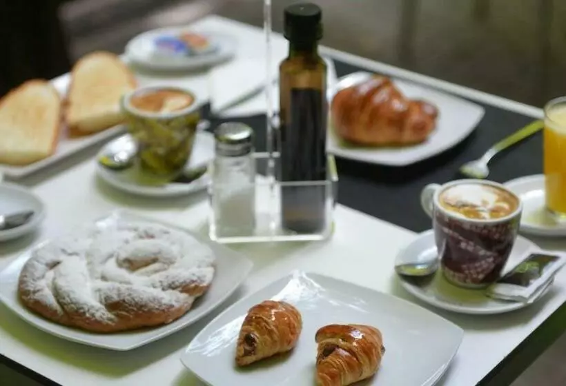 اتاق استاندارد یک نفره, Md Modern Hotel Jardines