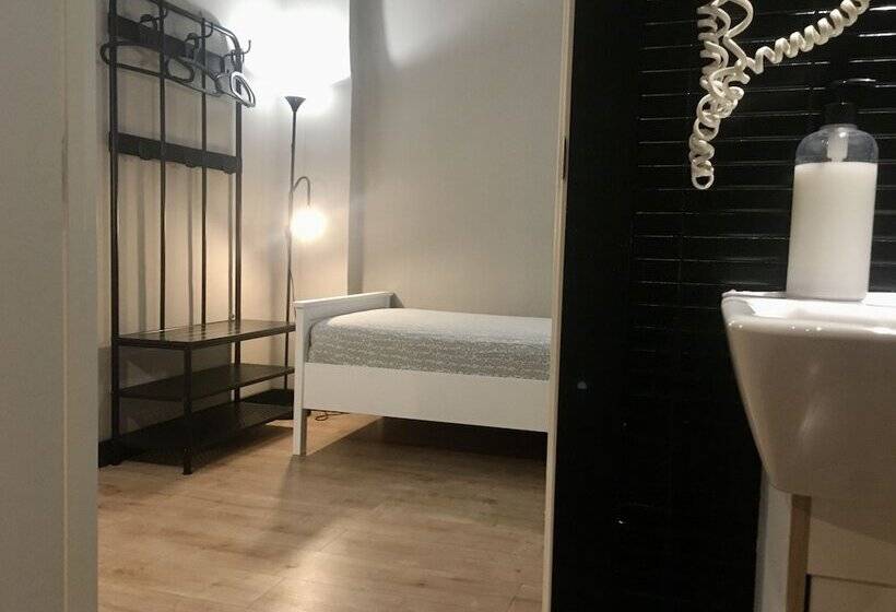 اتاق استاندارد یک نفره, Md Modern Hotel Jardines