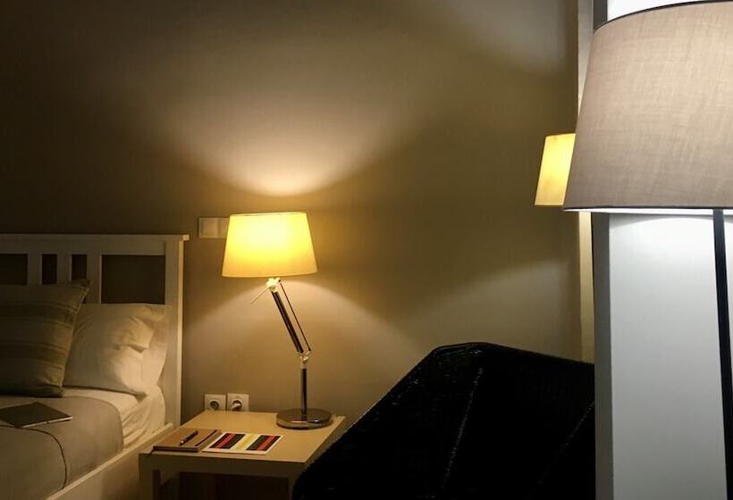 اتاق استاندارد یک نفره, Md Modern Hotel Jardines