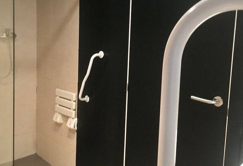 اتاق استاندارد یک نفره, Md Modern Hotel Jardines