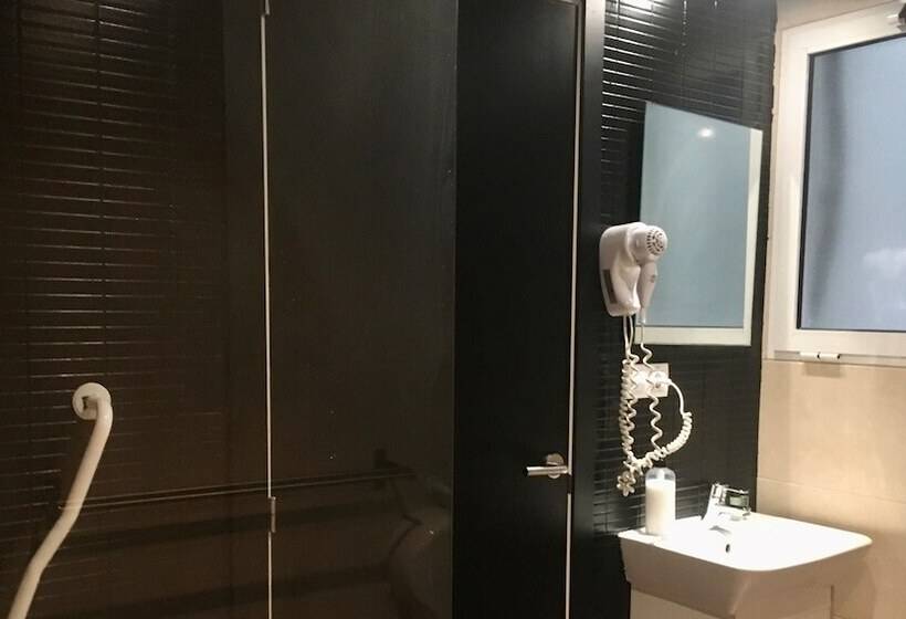 اتاق استاندارد یک نفره, Md Modern Hotel Jardines