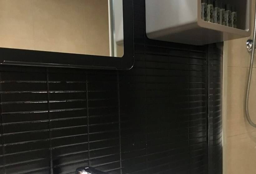 اتاق سوپریور چهار تخته, Md Modern Hotel Jardines