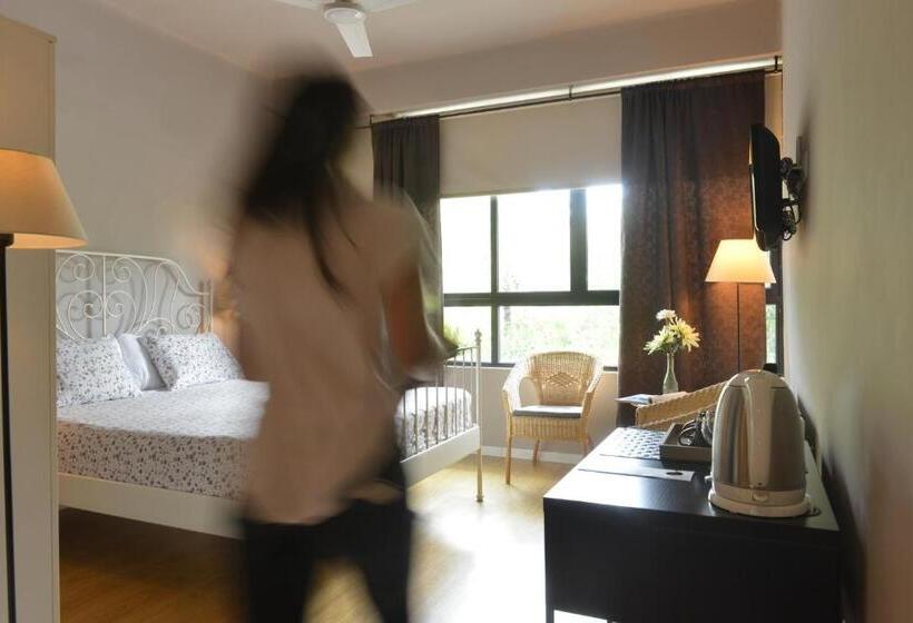 带观景的高级间, Md Modern Hotel   Jardines