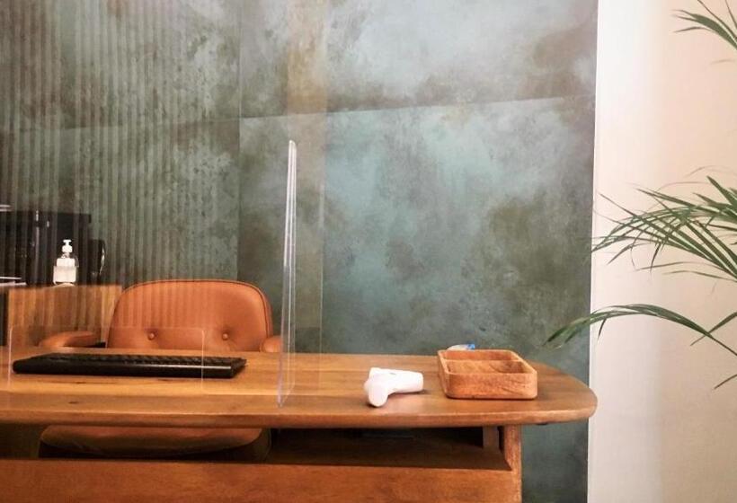 اتاق استاندارد یک نفره, Md Modern Hotel Jardines