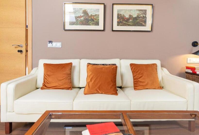 Quarto Superior, Albaicín   Auto Check In