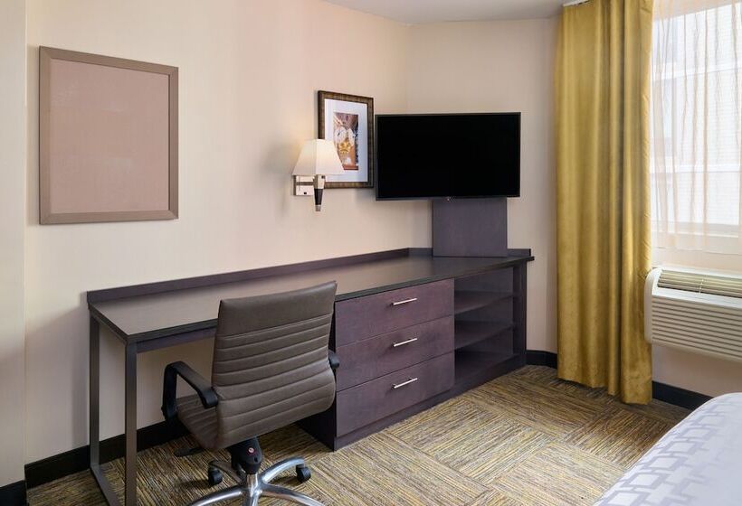 스탠다드 스튜디오 더블 침대, Candlewood Suites Nyc  Times Square, An Ihg