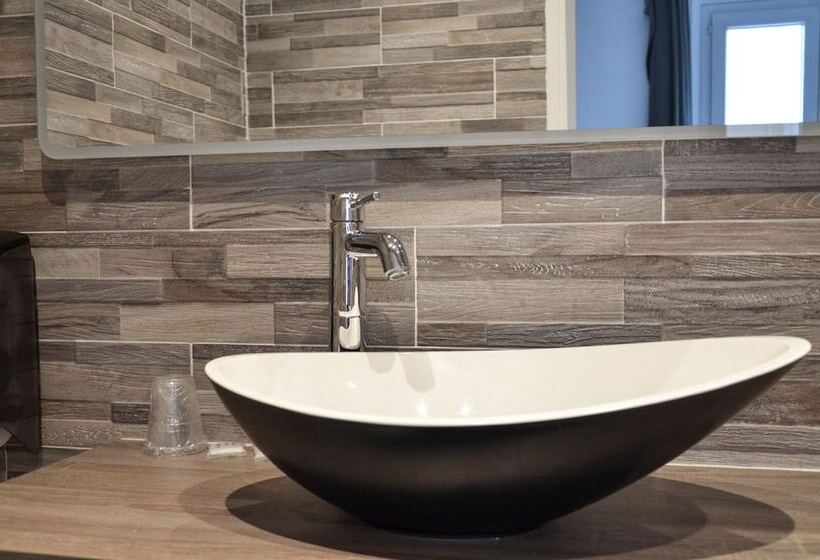 Camera Standard Individuale, De La Perdrix Rouge