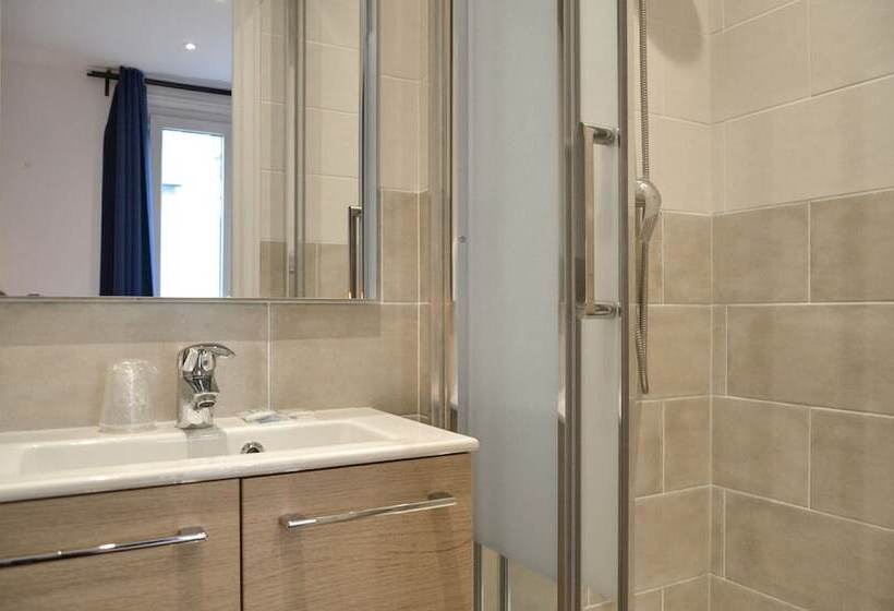 Camera Standard, De La Perdrix Rouge