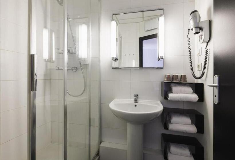 اتاق استاندارد سه نفره, De Noailles