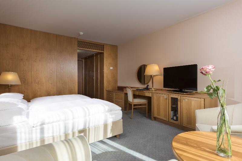 Номер Комфорт, Hôtel Escurial   Centre Gare