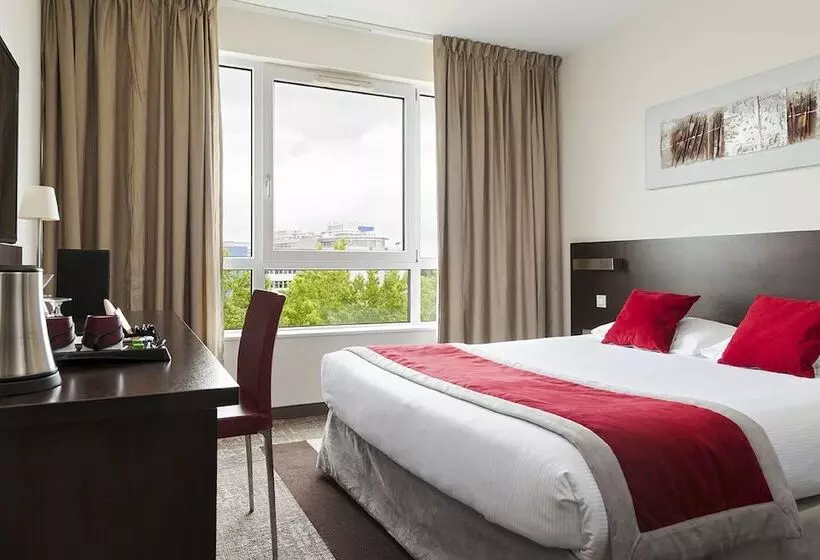 湖の見えるプレミアムルーム, Holiday Inn   Strasbourg   Nord, An Ihg