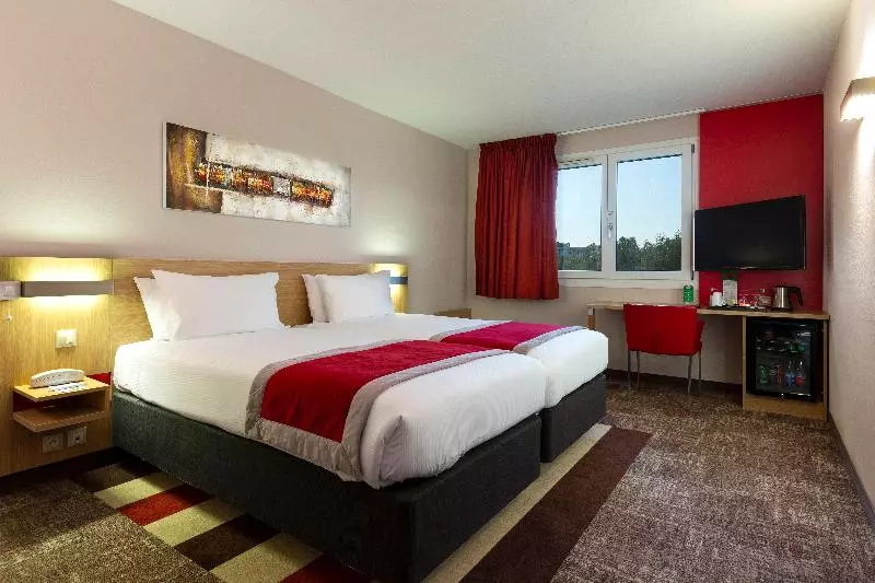 身障者適用スタンダードルーム, Holiday Inn   Strasbourg   Nord, An Ihg