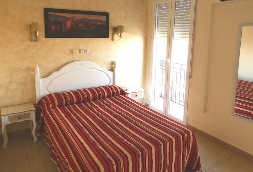 اتاق استاندارد, Hostal Sonia Granada