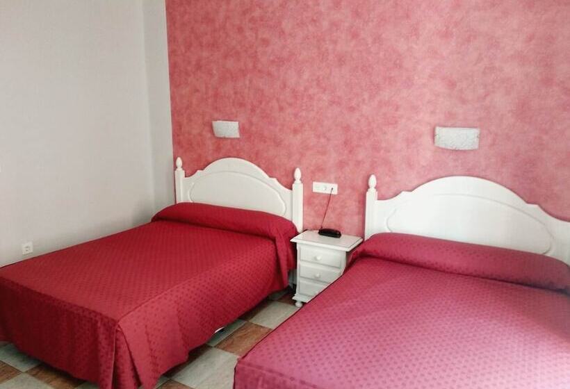 اتاق استاندارد چهار تخته, Hostal Sonia Granada