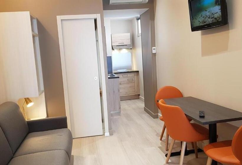 Апартаменты 1 Спальня, Montaigne