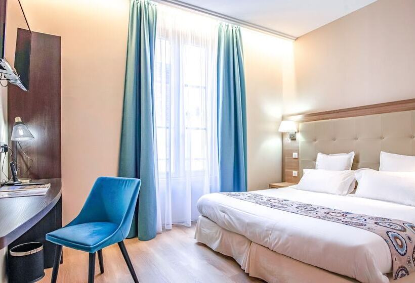 Номер Стандарт, Montaigne