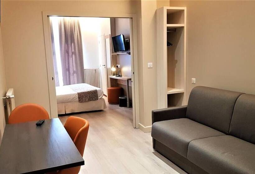 Апартаменты 1 Спальня, Montaigne