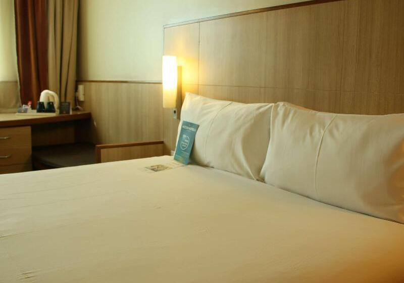 اتاق پرمیوم, Ibis Al Barsha