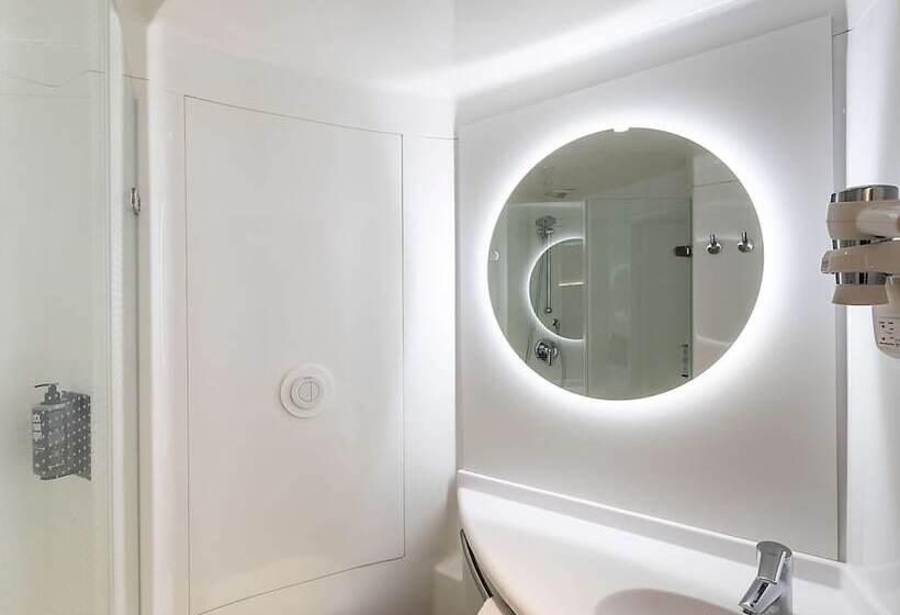 Номер Стандарт, Ibis Lisboa Alfragide