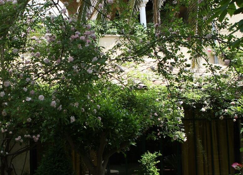 اتاق سوپریور, Jardins Secrets