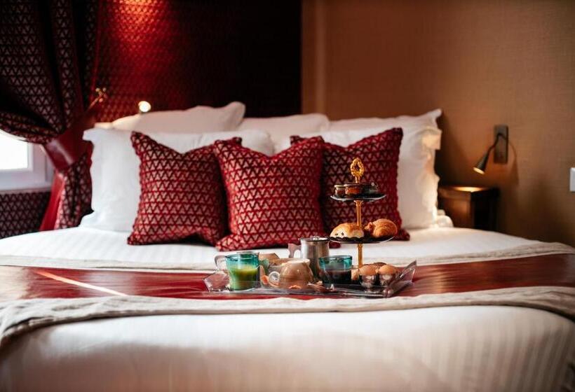 スタンダードルーム, Le Temple De Jeanne