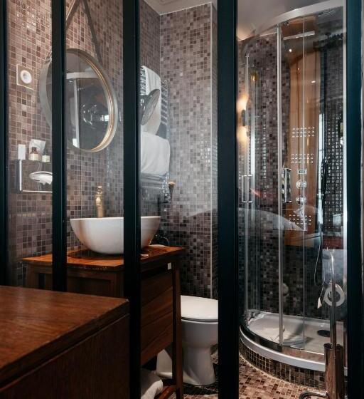 スタンダードシングルルーム, Le Temple De Jeanne