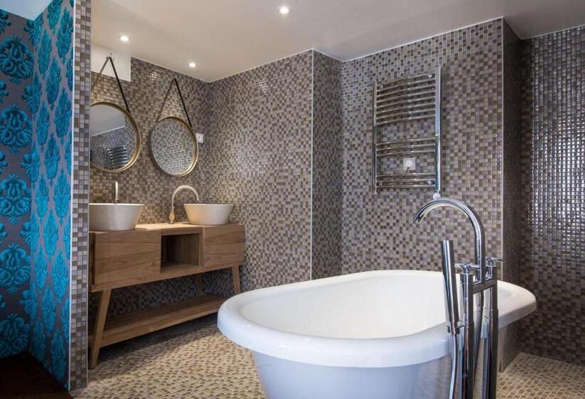 プレステージルーム, Le Temple De Jeanne