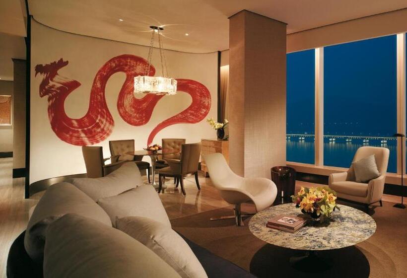 سوئیت دلوکس 2 خوابه, Mgm Macau