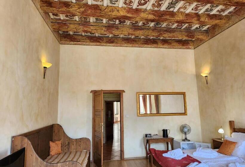 Háromágyas Superior Szoba, Opat