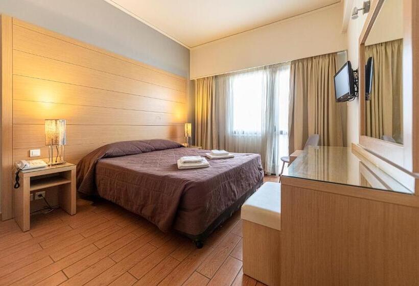 スタンダードルーム, Parnon