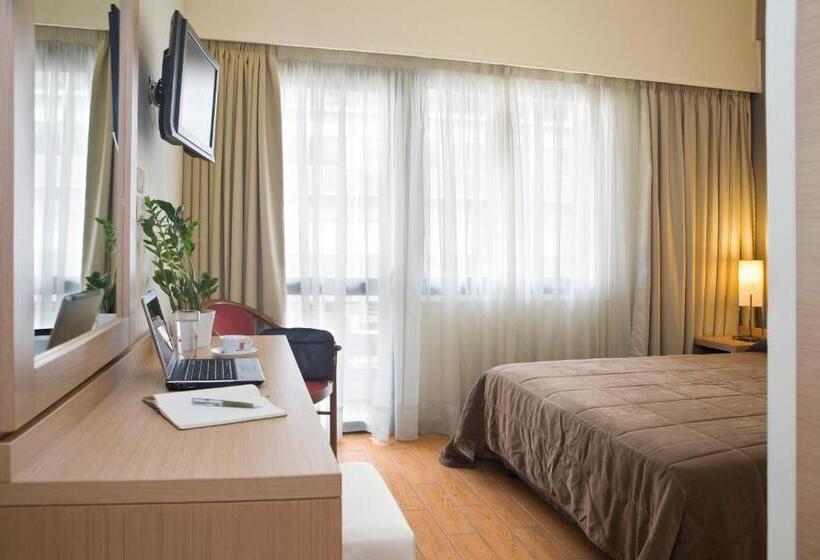 スタンダードルーム, Parnon