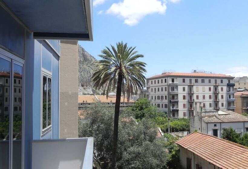 四人标准间, Torreata Hotel & Residence