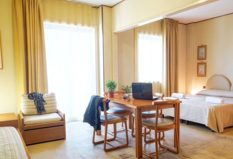 四人标准间, Torreata Hotel & Residence