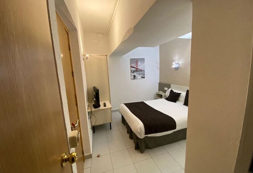 اتاق استاندارد یک نفره, Travessera