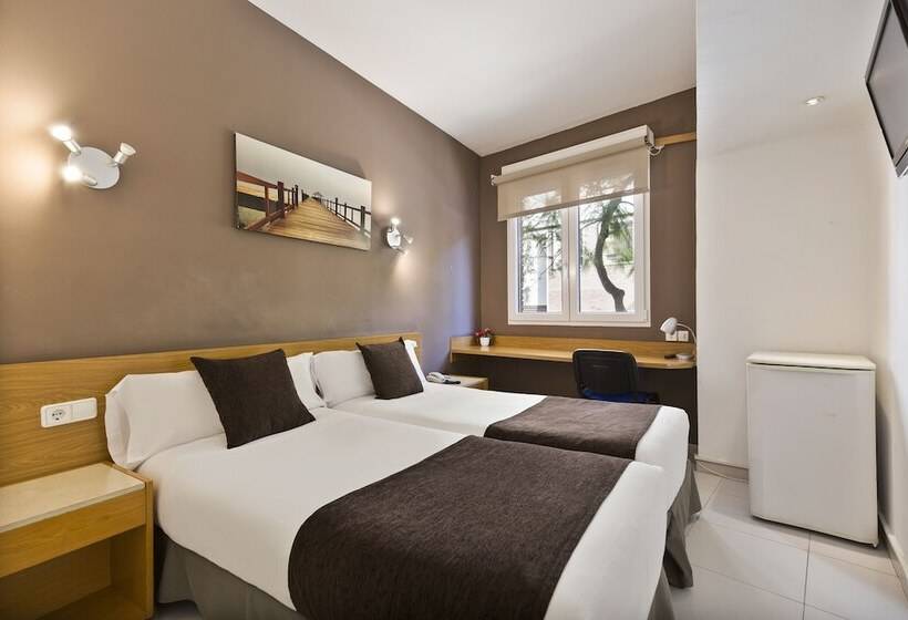 اتاق استاندارد, Travessera