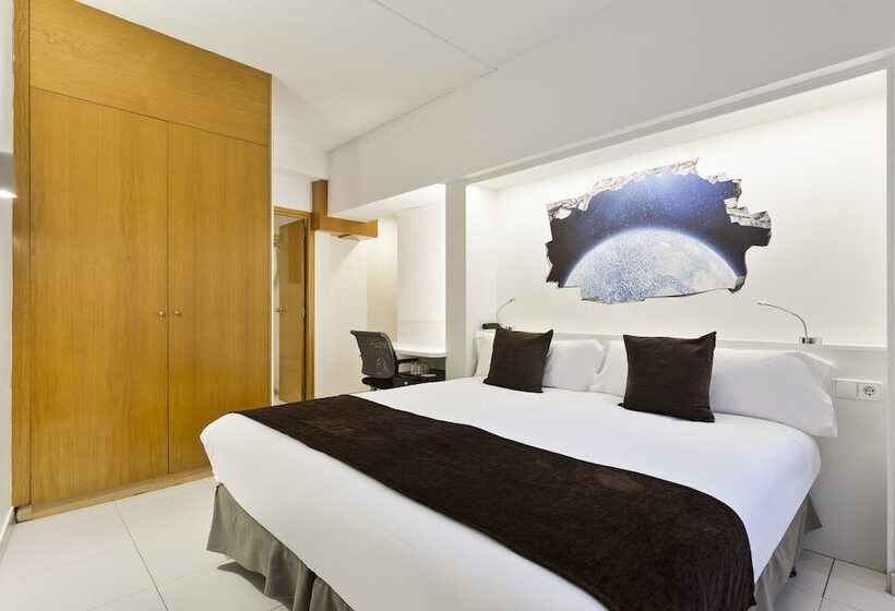 اتاق استاندارد, Travessera