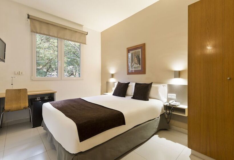 اتاق استاندارد, Travessera