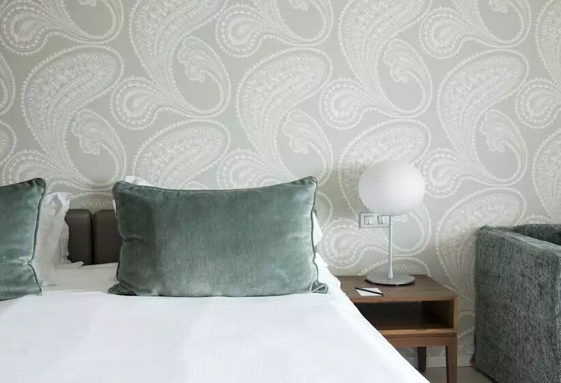 استودیوی لوکس, Troia Design