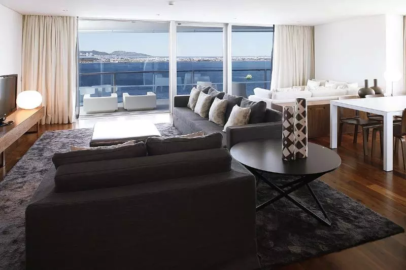 آپارتمان 3 خوابه, Troia Design