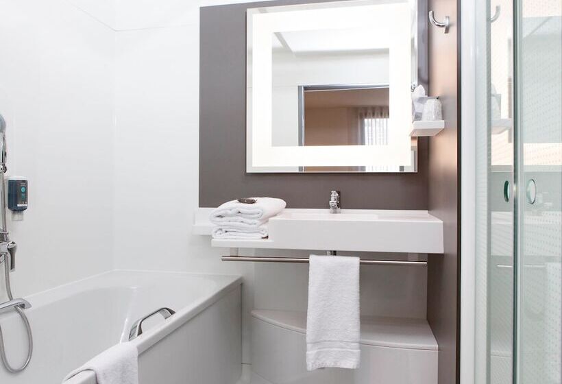 Президентский Люкс, Novotel Suites Lille Europe