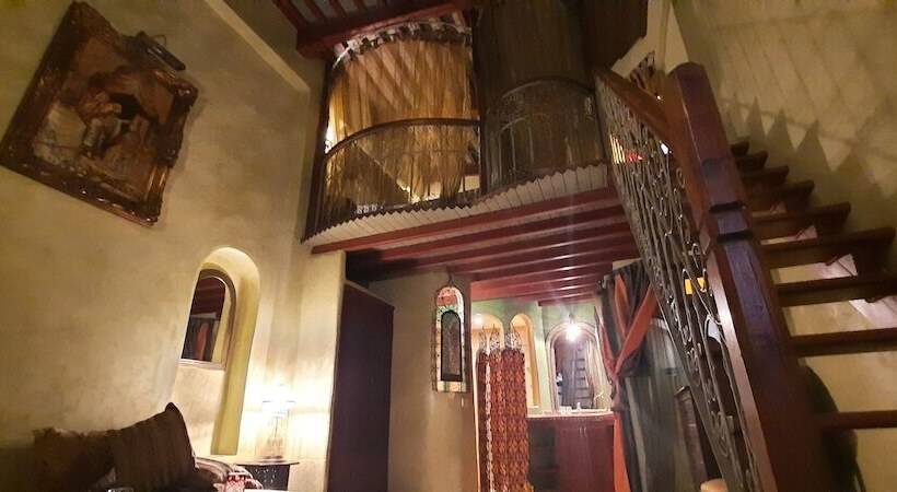 Suite, Riad Lorsya