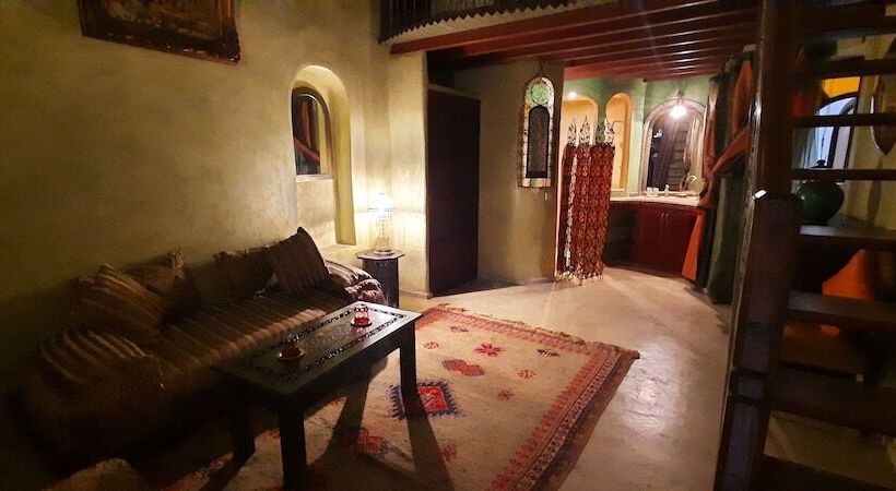 Suite, Riad Lorsya