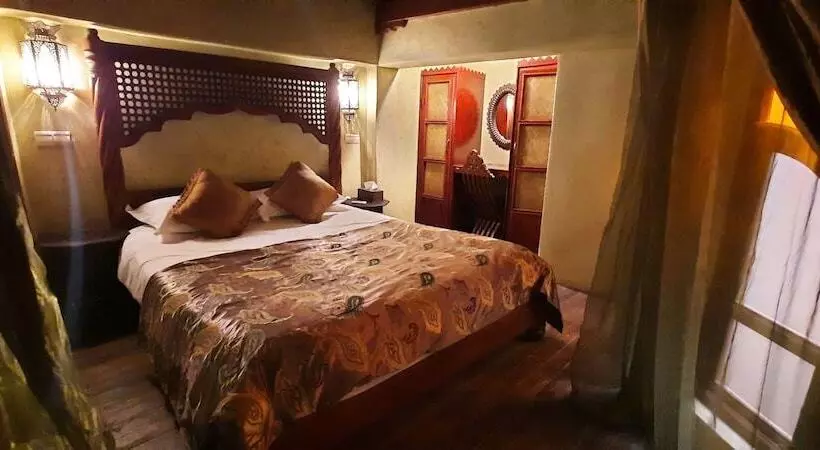 سوییت, Riad Lorsya