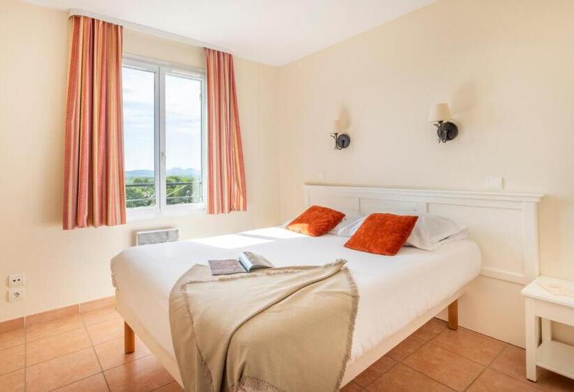 Апартаменты 2 Спальни с Балконом, Village Pierre & Vacances Pont Royal En Provence
