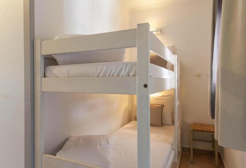 إستديو قياسى مزود بشرفة, Village Pierre & Vacances Pont Royal En Provence