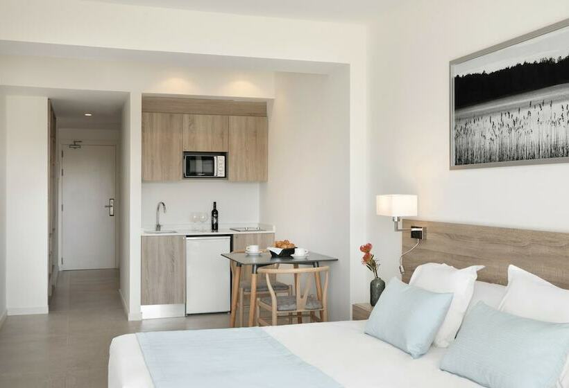استودیوی استاندارد, Aparthotel Marina Drach