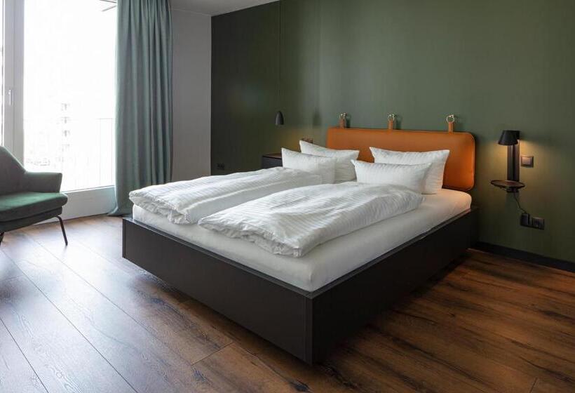 جناح, Black F House   Serviced Apartments