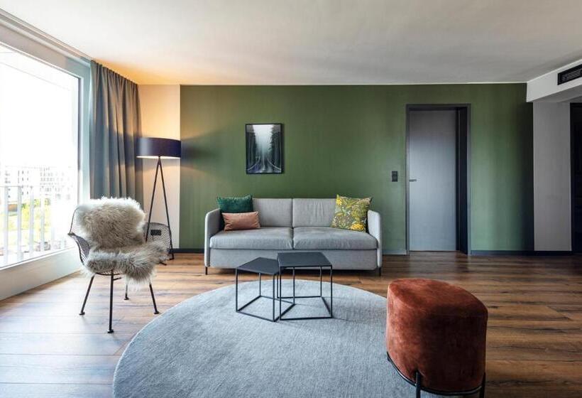 Suíte, Black F House   Serviced Apartments