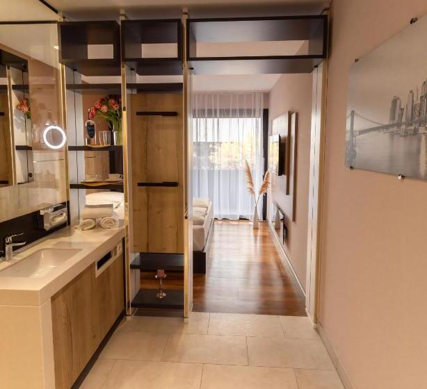 标准间带阳台, 24seven Hotel Schwabach