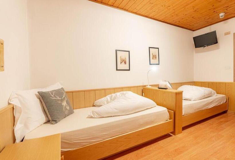 스탠다드 룸, Albergo Dolomiti